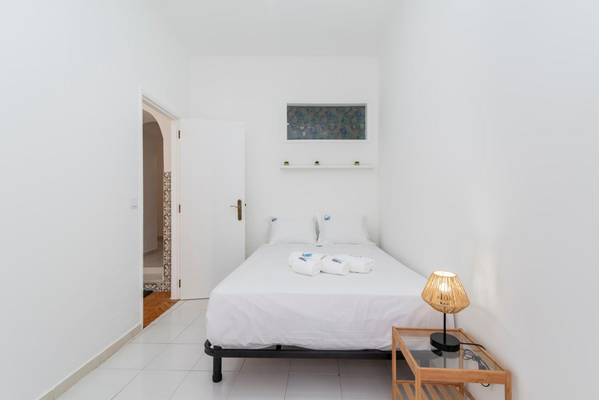 Casa Garde - 5 Mins City Center - Private Balcony - Wi-Fi Tavira Exteriör bild